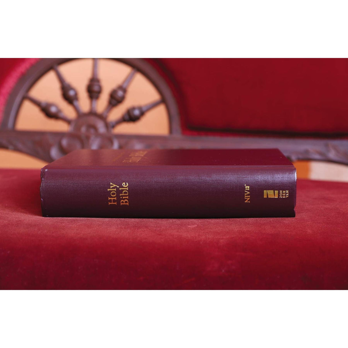 NIV, Pew and Worship Bible, Large Print, Hardcover, Burgundy, Comfort Print [Hardcover] Zondervan