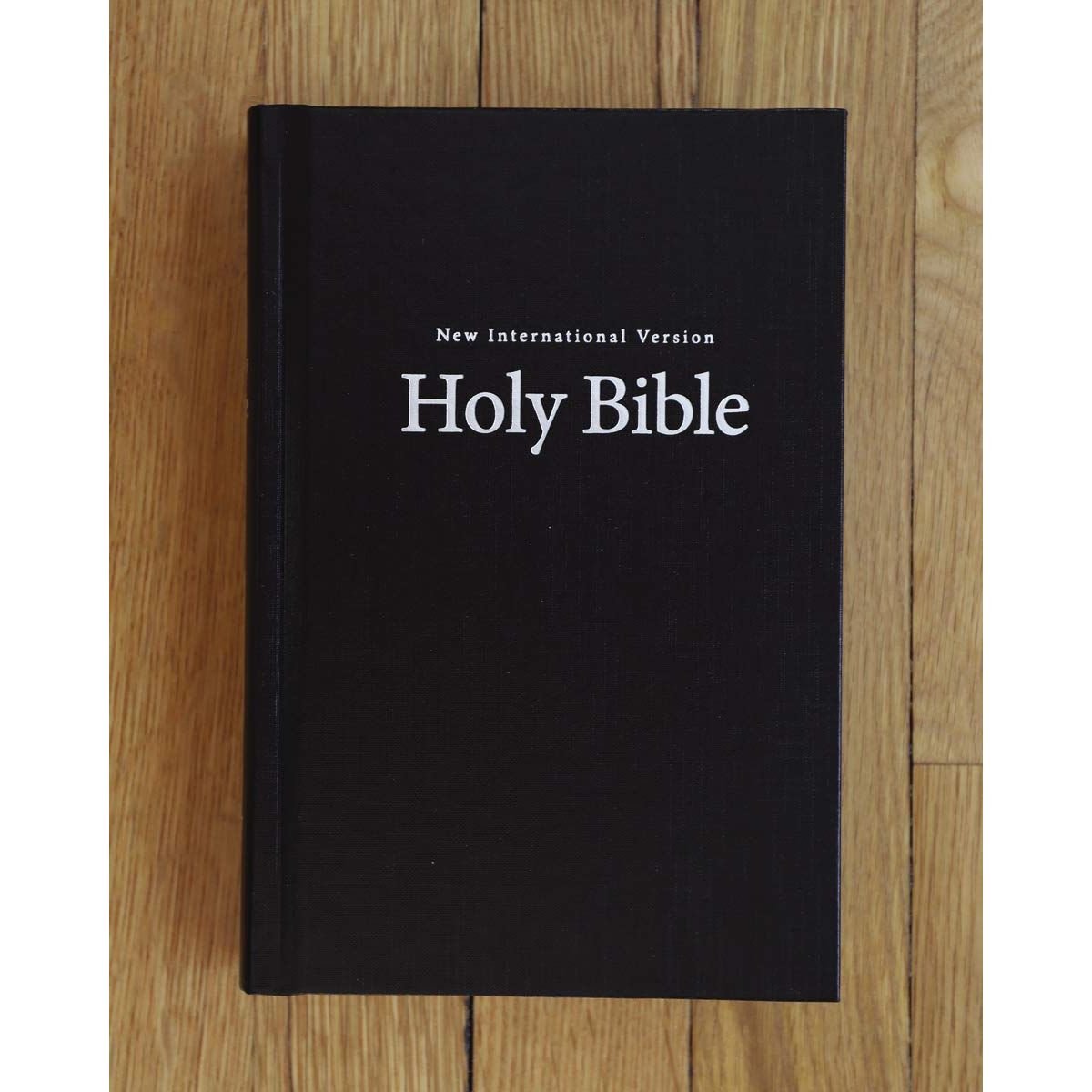 NIV, Pew and Worship Bible, Hardcover, Black, Comfort Print [Hardcover] Zondervan