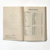 KJV Holy Bible: Value Outreach Paperback: King James Version [Paperback] Thomas Nelson