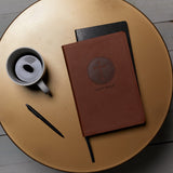 KJV Holy Bible: Giant Print with 53,000 Cross References, Brown Leathersoft, Red Letter, Comfort Print: King James Version [Imitation Leather] Thomas Nelson