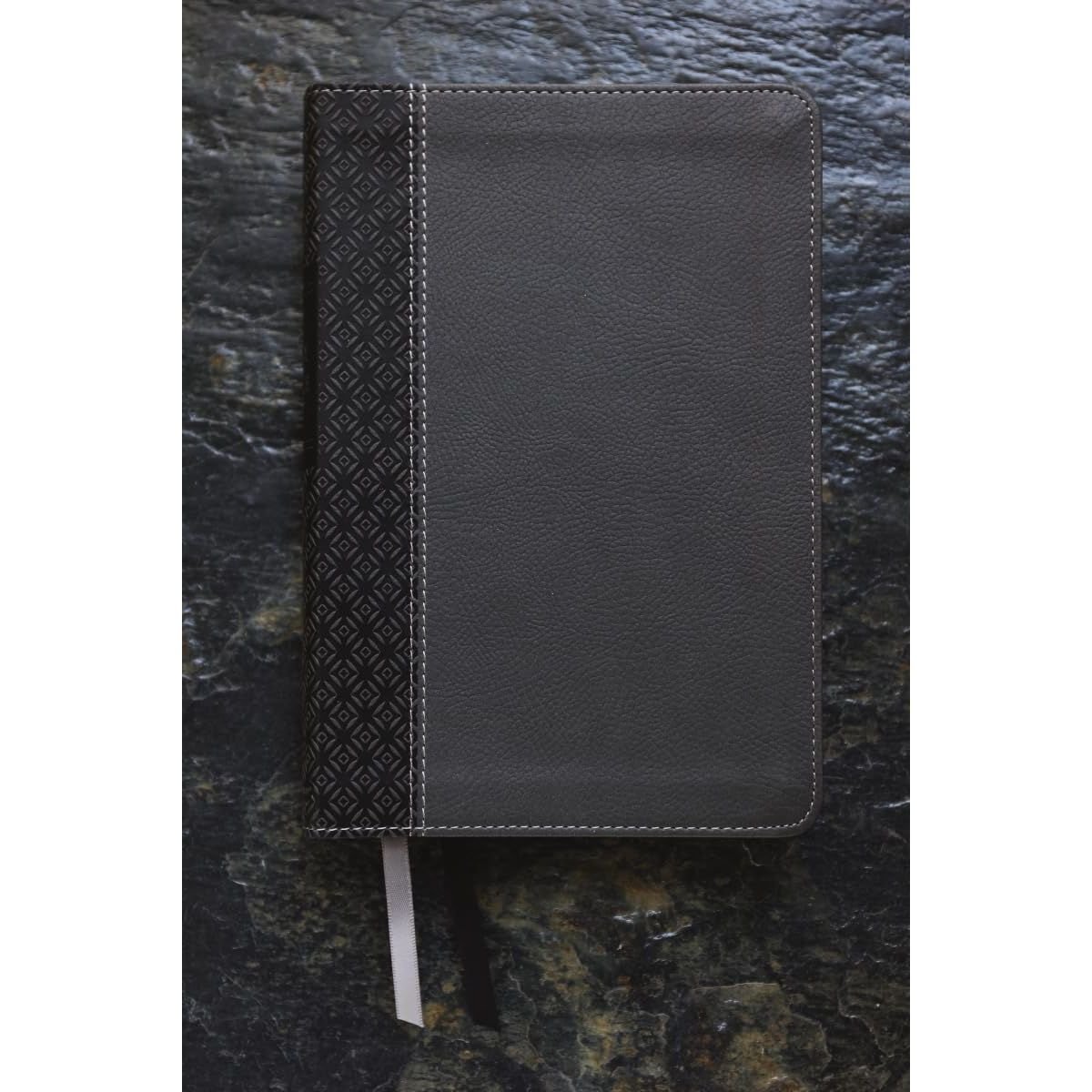 NIV, Compact Center-Column Reference Bible, Leathersoft, Black, Red Letter, Thumb Indexed, Comfort Print [Imitation Leather] Zondervan